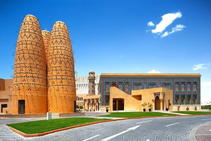 Doha City Tour: Explore Souq Waqif, Katara, The Pearl & Corniche