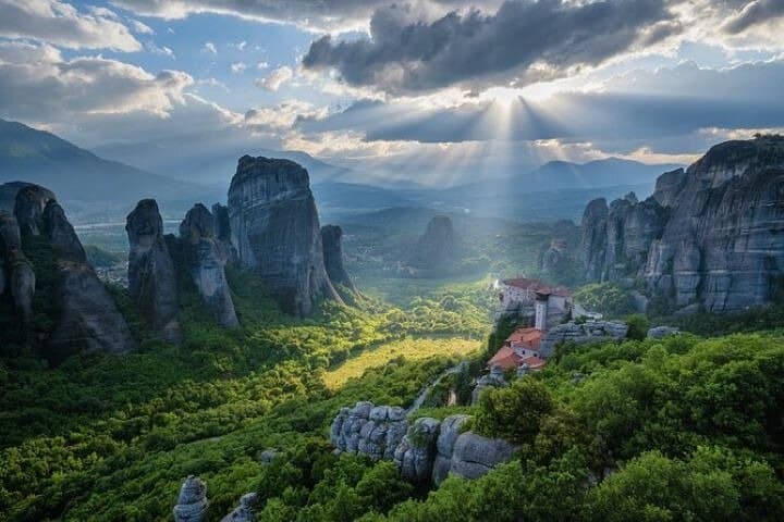 Athens to Meteora Full-Day Private Tour: Walk the Cliffside Monasteries photo 3