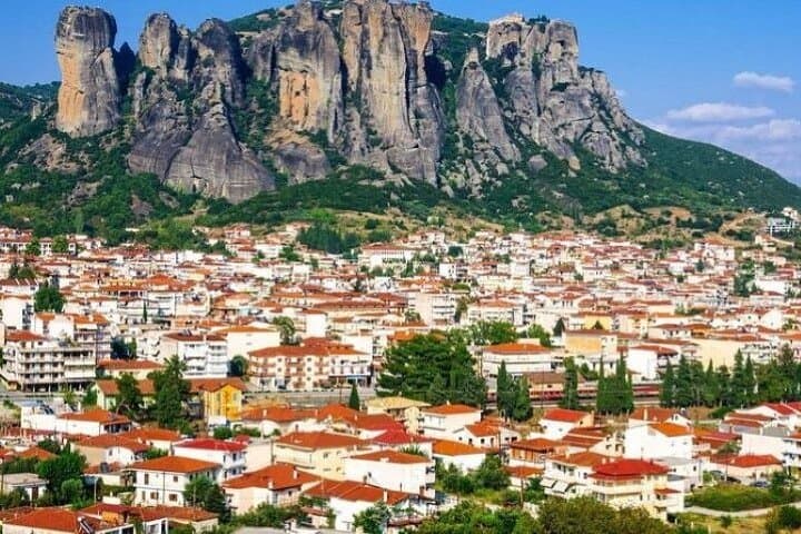 Athens to Meteora Full-Day Private Tour: Walk the Cliffside Monasteries photo 4