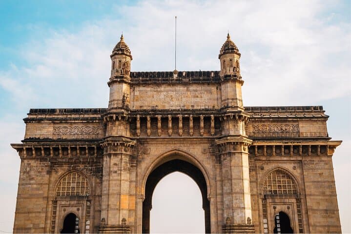 Mumbai Scavenger Hunt: Self-Guided Churchgate Walking Tour & City Sights photo 6