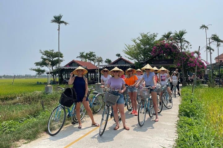 Hoi An Private Biking, Farming & Cooking Class — Tra Que Village Experience