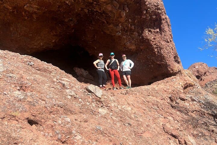 Papago Park Eliot Ramada Loop: 2-Hour Guided Hike & Outdoor Yoga in Phoenix photo 2