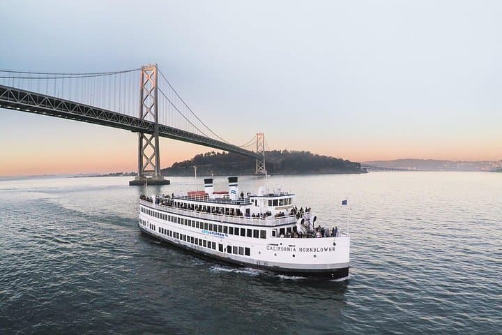 San Francisco Bay Signature Lunch Cruise: Golden Gate & Alcatraz 2-Hour Buffet photo 4