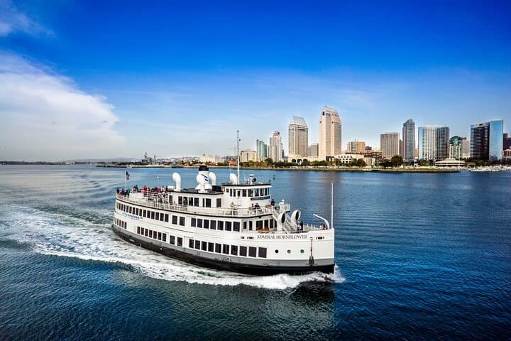 San Diego Champagne Brunch Cruise: Bottomless Mimosas on the Bay photo 5