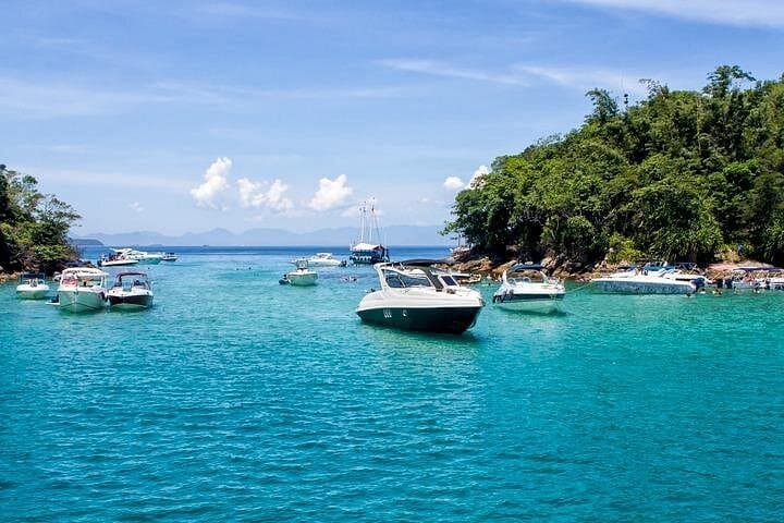 Speedboat Island Hop from Rio: Full-Day Angra dos Reis Tour photo 2