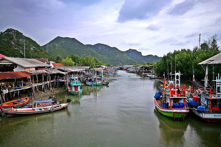 Phraya Nakhon Cave Day Trip from Hua Hin: Sam Roi Yod Adventure photo 4