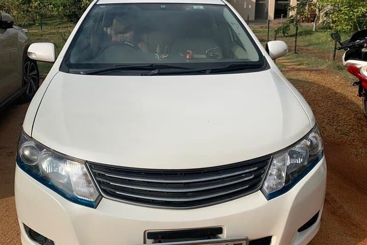 Private Colombo Airport Transfer: Door-to-Door Car Service to Colombo, Negombo & Kalpitiya photo 2