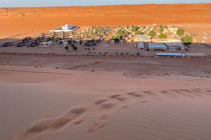 Overnight Wahiba Sands & Wadi Shab: Desert Dunes, Wadi Pools and Bedouin Camp Experience photo 6