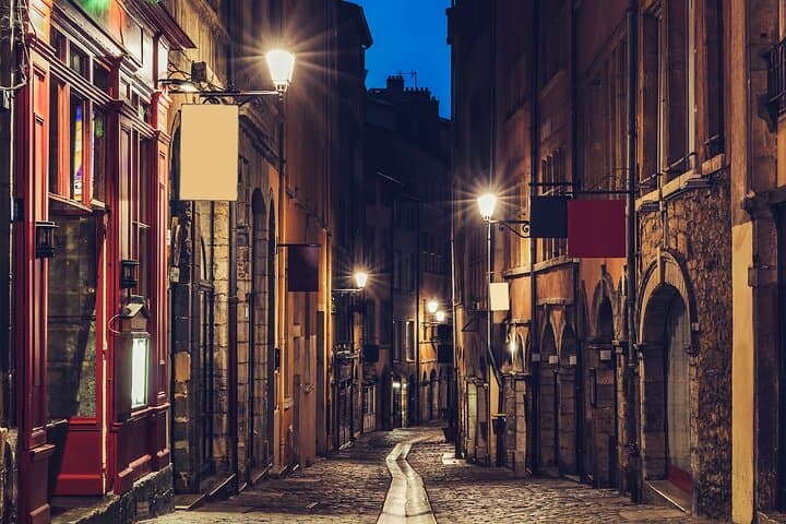 Explore Lyon's Presquile Food Tour with a Local Guide photo 4