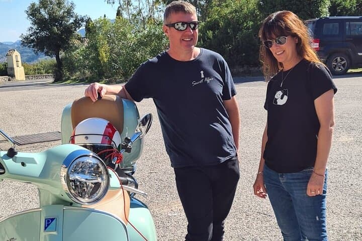 Corfu Vespa GTS 300cc Rental: Explore the Island on Two Wheels photo 3