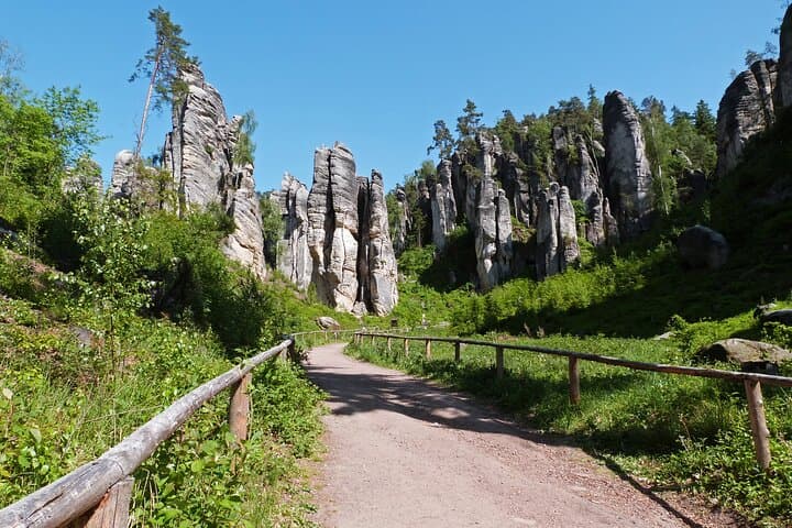 Prachov Rocks and Trosky Castle: Full-Day Private Hike from Prague photo 4