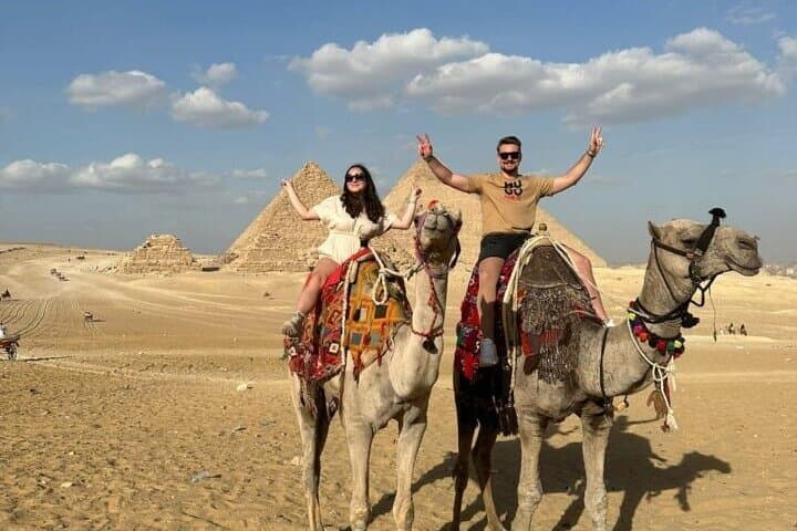 Private Day Tour: Pyramids of Giza, Great Pyramid & Sphinx Experience photo 6