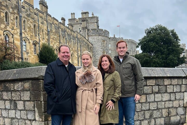 Private Windsor Castle Car Tour with Chauffeur — Self-Guided Royal Visit (6 hours) photo 3