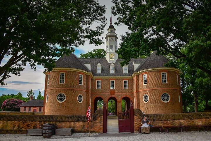 Colonial Williamsburg Trivia Walk: Self-Guided Scavenger Hunt Through History photo 4
