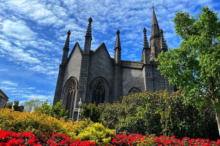 Discover Aberdeen in Two Hours: Private Highlights Walking Tour photo 4