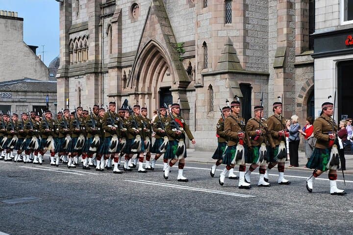 Discover Aberdeen in Two Hours: Private Highlights Walking Tour photo 5