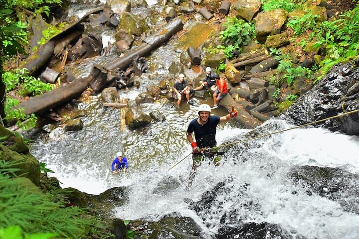 Vista Los Sueños Zip Line & Waterfall Canyoning — Jaco Adventure