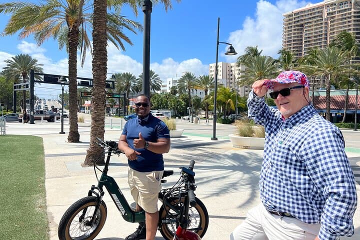 Private Electric Bike Tour of Fort Lauderdale — Guided eBike Las Olas & Riverfront Ride photo 4