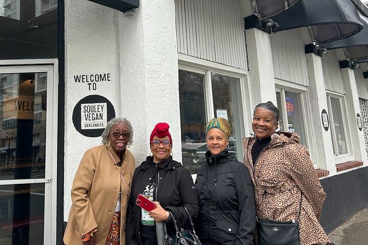 Black Food Tour Downtown Oakland: A Walking Taste of Black-Owned Eateries & Local History photo 6