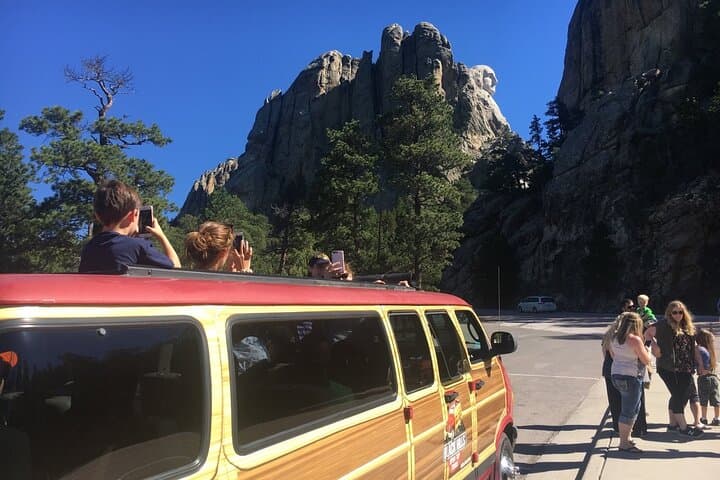 Mt Rushmore Night Ceremony, Iron Mountain Tunnel Drive & Stargazing Tour from Rapid City photo 4