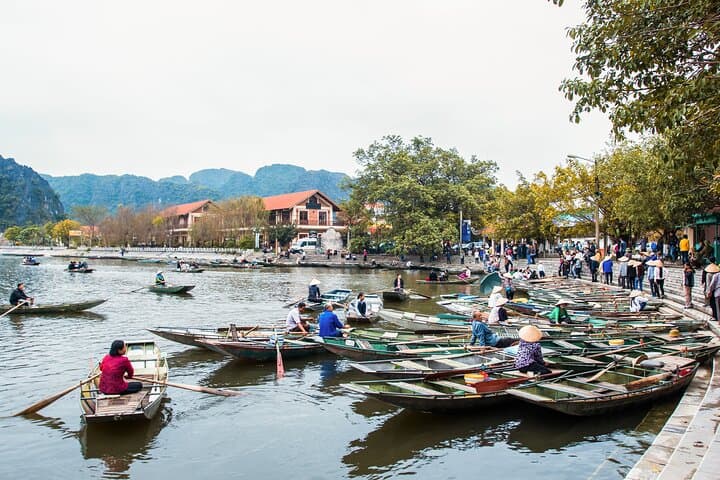 Tam Coc & Quang Phu Cau Incense Village Day Tour from Hanoi photo 2