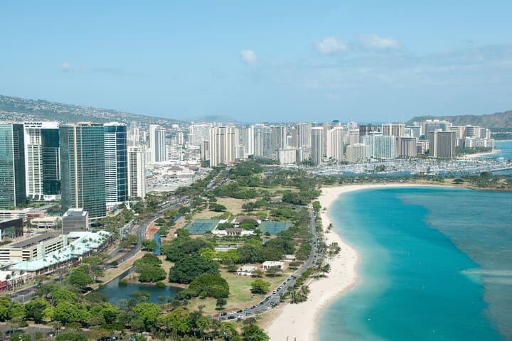 Custom Private Walking Tour in Honolulu with a Local Guide