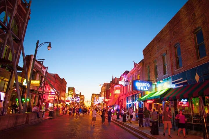 Memphis Private Custom Walking Tour — Local Guide-Led History, Music & Hidden Gems photo 2