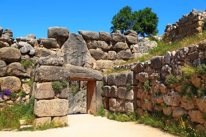 4-Day Classical Greece Tour: Epidaurus, Mycenae, Olympia, Delphi & Meteora