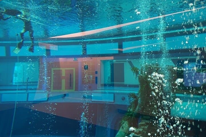 Inside Deep Dive Dubai: Touring the World's Deepest Pool photo 5