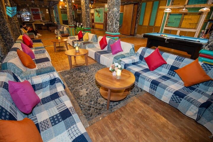 Halong & Lan Ha: Party Cruise and Private Island Bungalow (3-Day Escape) photo 6