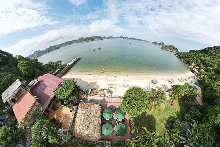Halong & Lan Ha: Party Cruise and Private Island Bungalow (3-Day Escape) photo 4