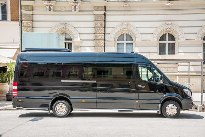 Private Round-Trip Airport Transfer in St. Thomas — Curbside Meet & Greet Service photo 6