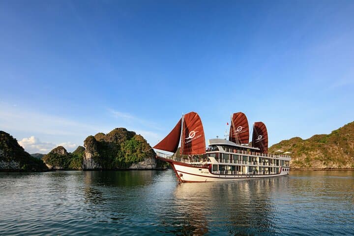 Overnight Halong Bay & Lan Ha Bay Cruise aboard V’Spirit: Lan Ha Explorer photo 1