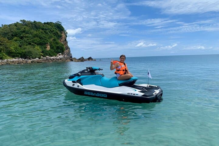 Pig Island Jet Ski Safari: Koh Samui Virgin Islands & Snorkeling (2.5 hrs) photo 3