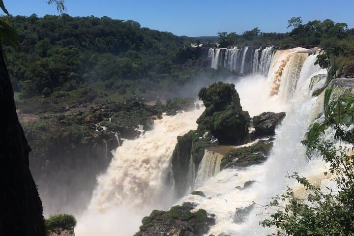 Private Full-Day Iguazú Falls Transfer — Argentine-Side Comfort and Flexibility photo 5