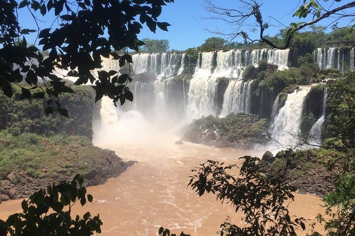 Private Full-Day Iguazú Falls Transfer — Argentine-Side Comfort and Flexibility photo 6