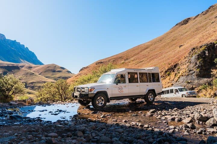 Sani Pass Private Day Tour: 4x4 to the Highest Pub in Africa photo 6