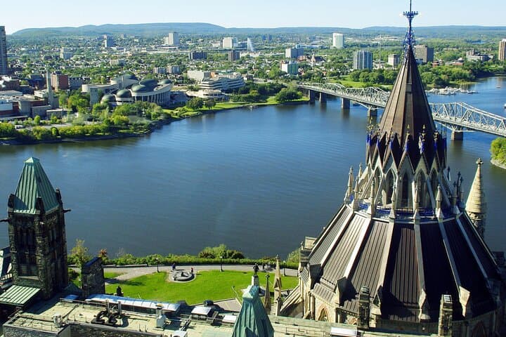 Private Ottawa Walking Tour with Local Guide — Custom 3‑Hour City Walk photo 2