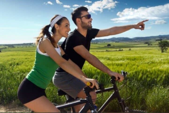 Mattituck Wine Country Bike Tour: Private Guided North Fork Ride & Tastings
