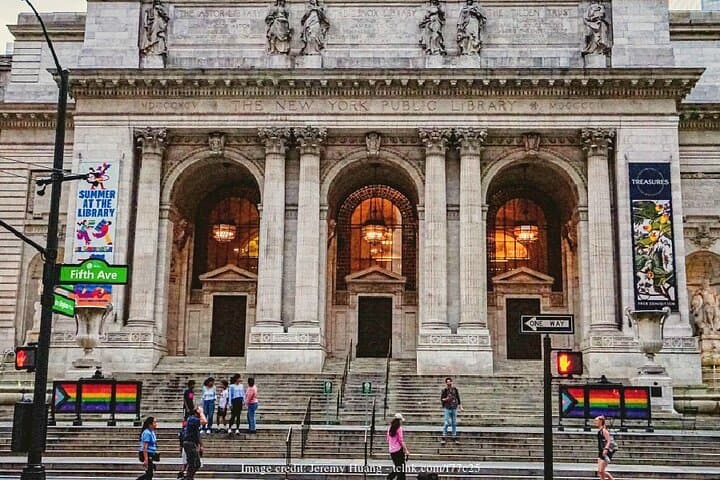 Midtown Manhattan & Empire State Building Private 3-Hour Walking Tour photo 6