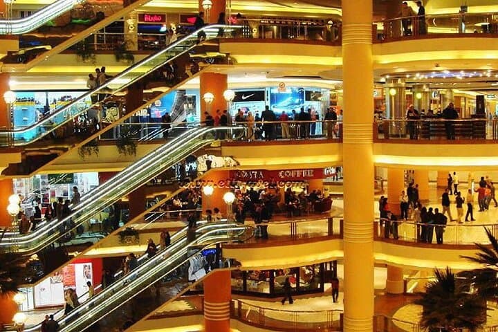Cairo Shopping Experience: Explore Local Markets, Perfumes & Papyrus