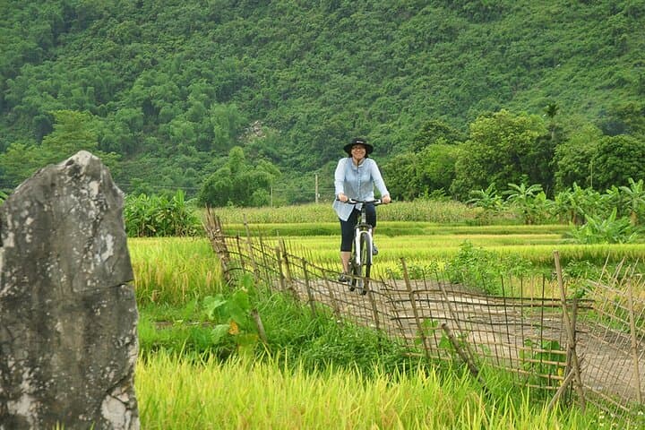 Full-Day Off-Road Trekking in Pu Luong Nature Reserve — Optional Biking Through Rice Terraces photo 5