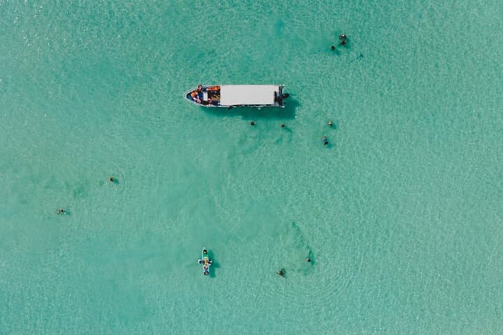 Bacalar Lagoon Boat Tour: Swim Cenotes, See Stromatolites & Sunset Open Bar