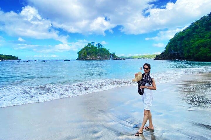 Nusa Penida One-Day Private Tour from Bali — Kelingking, Broken Beach & Crystal Bay photo 6