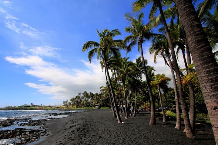 Hilo Highlights: Private Tour of Waterfalls, Black Sand & Lava Caves photo 6