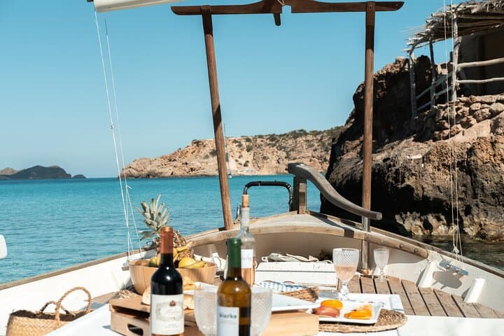 Private Ibizan Llaüt: 4-Hour Es Vedrà, Atlantis & Cala Bassa Boat Tour photo 3