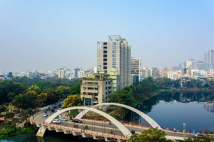 Private Custom Walking Tour of Dhaka With a Local Guide