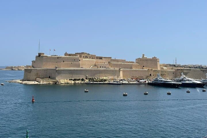 Malta Private Half-Day Tour: Valletta, Mdina & Dingli Cliffs in 4 Hours photo 2