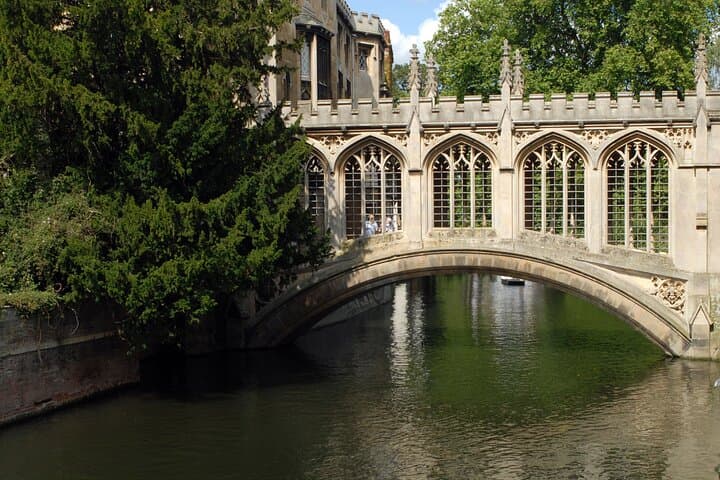 Walk Like a Local: Private Custom Walking Tour in Cambridge photo 5
