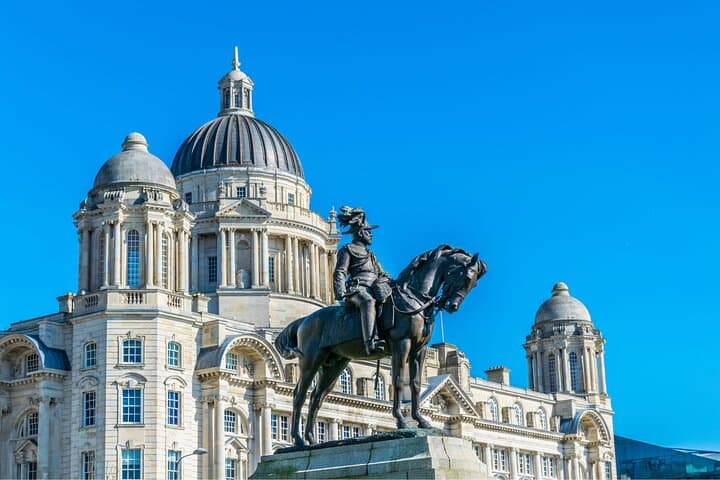 Liverpool Private Custom Walking Tour with Local Guide — Historic Docks & Beatles Sites